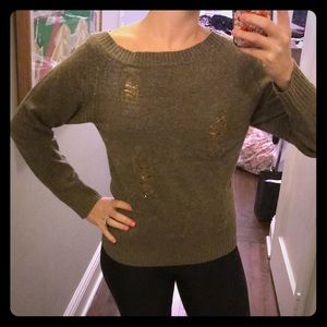 Jamison sweater with gold chain decor